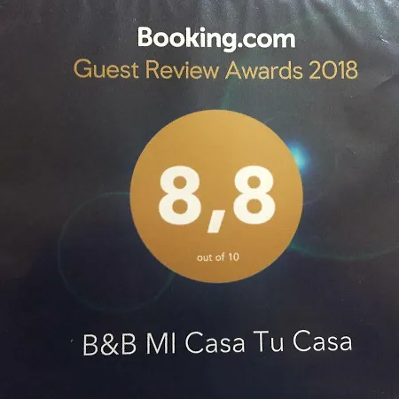 לינה וארוחת בוקר Mi Casa Tu Casa פאביה
