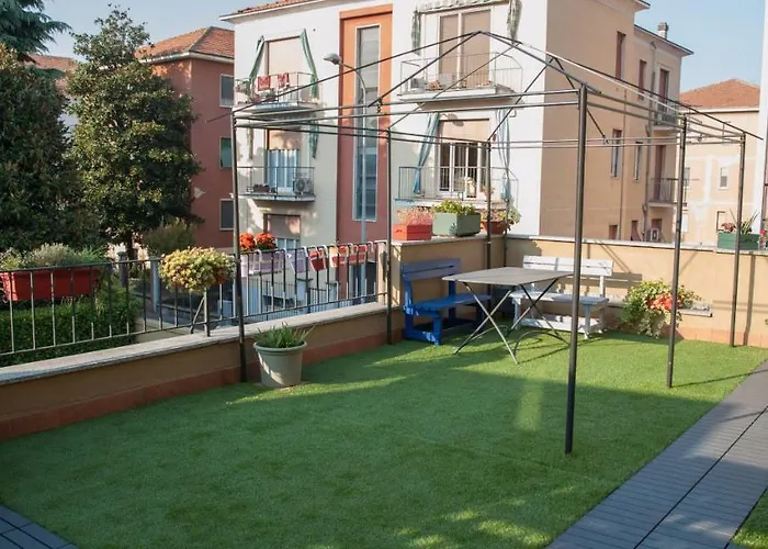 Mi Casa Tu Casa לינה וארוחת בוקר 3*